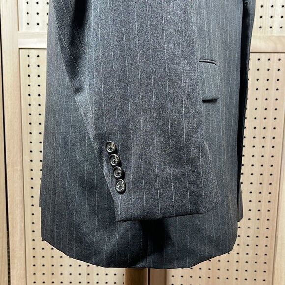 CHAPS Suit Jacket Mens 44L Gray Pinstripe Wool Two Button Sport Coat - Picture 6 of 14